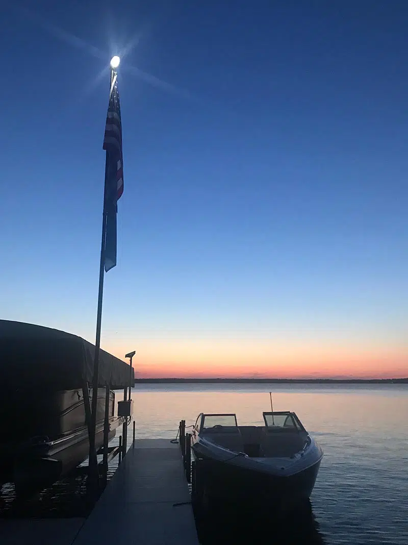 Outdoor American Flags - Lakeside